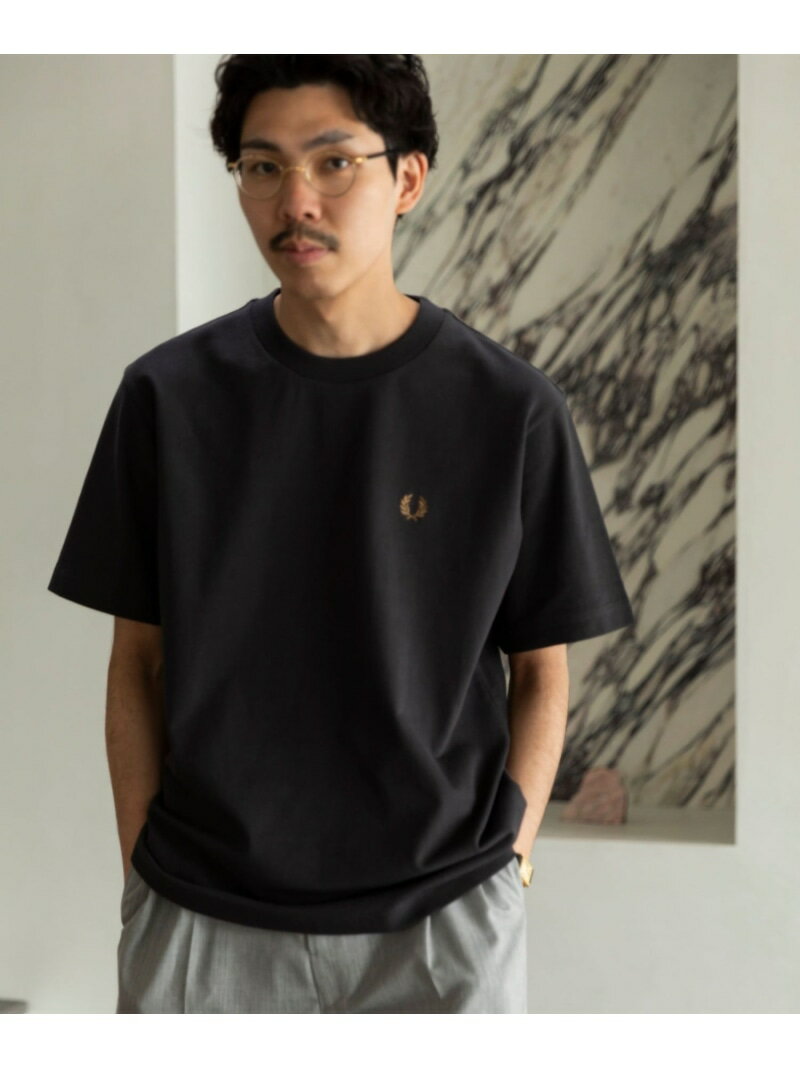 【SHIPS別注】FRED PERRY: SOLOTEX(R) 鹿の子 ワンポイント ロゴ Tシャツ24SS SHIPS シップス トップス カットソー Tシャツ グレー ホワイト ブラック ネイビー【先行予約】 【送料無料】 Rakuten Fashion