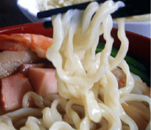 らーめんですかい 幻の小麦のハルユタカで作る 冷やし中華 三度熟成させるラーメン 贅沢な ラーメン・当店リピート第一位。おいしいと ご進物に喜ばれています。　 ごまだれ味 アイスと同じで 一年中やっています。冷やし中華 送料無料 冷やし中華...