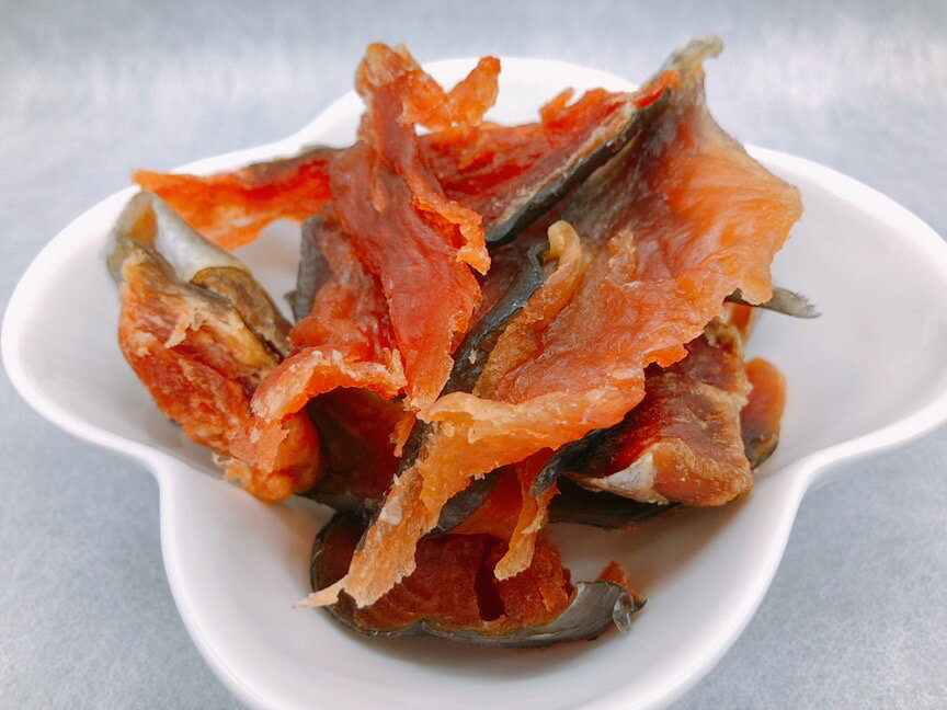 1000円ポッキリ 【つまみ鱈80gおまけ付】鮭スライス 100g北海道産 鮭 さけ 鮭とば 鮭トバ 燻製 おつまみ つまみ 酒の肴 日本酒 ビールのおつまみ 乾物 珍味 宅飲み 送料無料 ネコポス