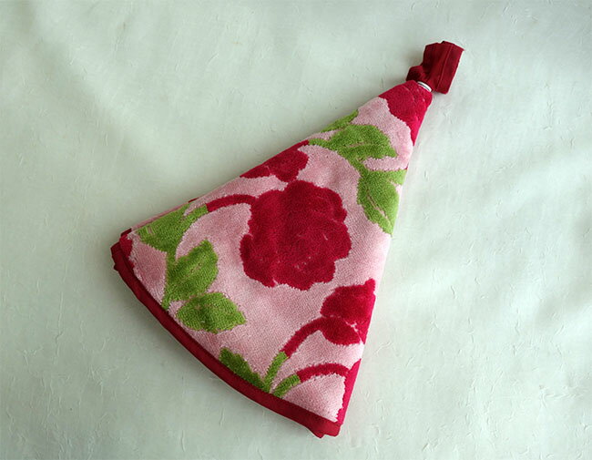 【3,980円(税込)以上お買上げで送料無料】【即納可!!】新入荷しました♪日本製 ドレディール レガート ラウンドタオル（Φ55cm）ピンク 今治タオル 丸型タオル タオル バラ柄 花柄 おしゃれ ＊ループ・スナップボタン付