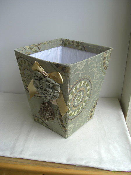 【送料無料】【即納可!!】再入荷しました♪布張り ダストボックス