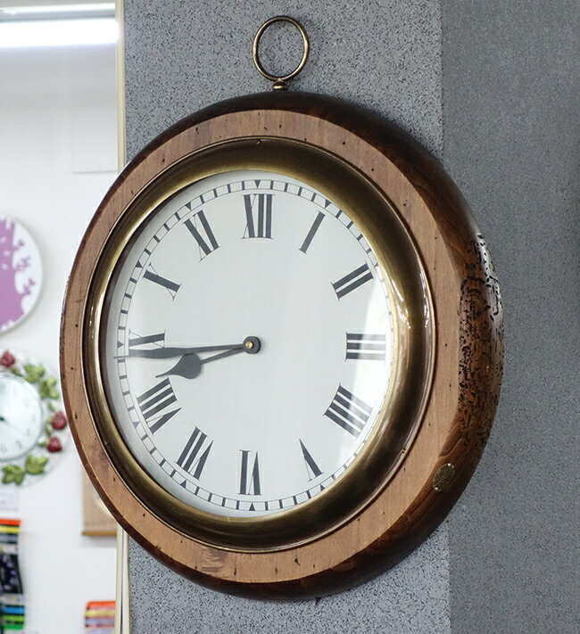 【即納可!!】【送料無料】イタリア製　　掛け時計アンティーク調　木製