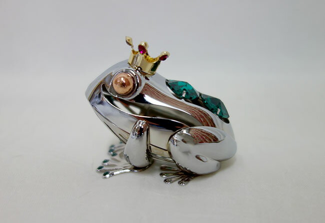 【3,980円(税込)以上お買上げで送料無料】【即納可!!】新入荷しました♪スワロフスキー　オーナメント　カエルシルバータイプ　かえる　蛙　インテリア　置物