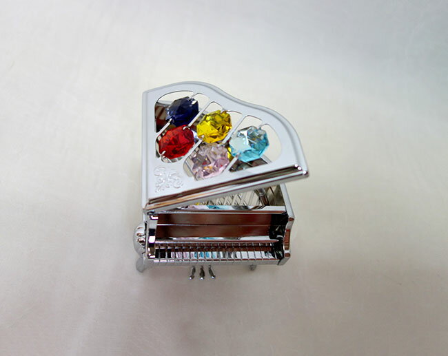 【送料無料】【即納可!!】新入荷しました♪ボヘミアクリスタルオーナメント グランドピアノ シルバー楽器 ピアノ オーナメント インテリア置物 プレゼント 贈り物 ギフト [3]