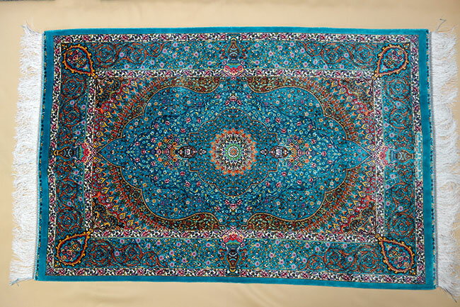 【即納可!!】【送料無料!!】新入荷しました♪イラン製　ペルシャ絨毯　クムバンブー（80×120cm）シルクバンブー　ラグマット　マット　じゅうたん　敷物　竹　バンブー　おしゃれ