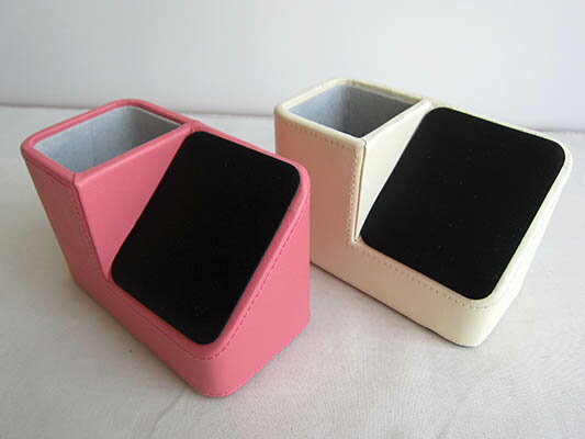 【3,980円(税込)以上お買上げで送料無料】【即納可!!】再入荷しました♪携帯スタンド　モバイルフォンス..