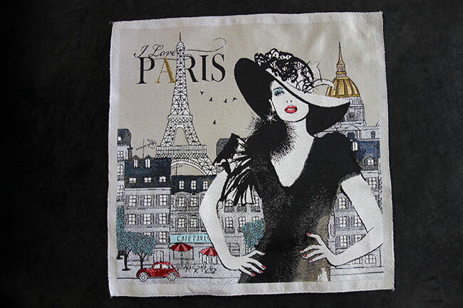 【3,980円(税込)以上お買上げで送料無料】【即納可!!】再入荷しました♪フランス製 SAFECO ジャガード織　パネル生地『I Love PARIS』ベージュ　輸入生地　パネル柄　パネルファブリック　ファブリックボード 布 おしゃれ　47×47cm