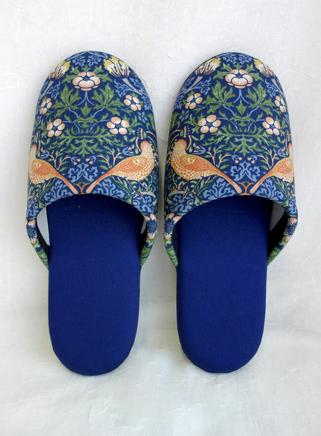 【3,980円(税込)以上お買上げで送料無料】【即納可!!】新入荷しました♪日本製 ウィリアムモリス スリッパ いちご泥棒 ブルーWilliam Morris ソフトスリッパ ルームシューズ 部屋履き