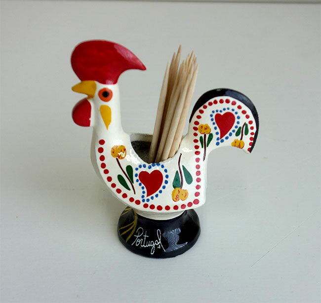 【3,980円(税込)以上お買上げで送料無料】【即納可!!】再入荷しました♪ポルトガル製 メタル製 爪楊枝立て にわとり ホワイト 爪楊枝入れ ようじ立て ピックホルダー キッチン用品 キッチン雑貨 バルセロス 雄鶏 ニワトリ おしゃれ 白色