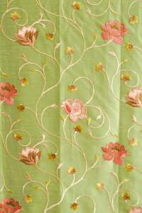 カーテンインド製刺繍薔薇柄「ミラノグリーン」巾101〜200cm×丈151〜210cm1.5倍ヒダ
