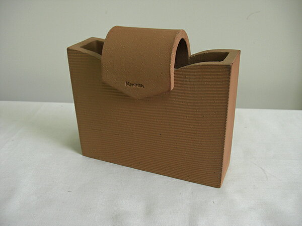 人気ランキング(2023) 高級輸入カーテン インテリア 雑貨 家具 絨毯 ・カーペットドアマット 1 トルコ製 レースカーテン 『フロッショローズ』 花柄　薔薇 イギリス製 Burleigh バーレイ社 マグカップ コーヒー　陶器　磁器 ...