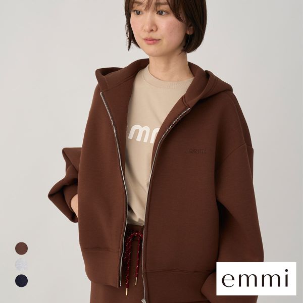 ＼最大1,000円OFFクーポン配布・2/16 23:59まで／ 30％OFF エミ emmiロゴジップアップダンボールフーディ emmi atelier レディース 全3色