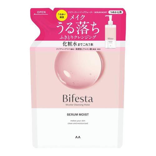 【ビフェスタ ミセラークレンジングウォーター モイスト の商品詳細】 うるおい保湿タイプ ナイアシンアミド*と保湿成分の浸透型ヒアルロン酸配合。メイクオフしながら肌をうるおいで満たします。 * 整肌 なりたい肌 ぷるんとみずみずしい肌 化粧水でケアするようにメイクをうるっとオフする ミセラークレンジング メイクオフ成分がメイク汚れや古い角質を素早く吸い寄せて、ミセル（粒子）を形成。肌から汚れを浮かせるから、コットンでそのままするんとなでるだけでメイクオフが完了。 化粧水にも使われているメイクオフ成分でできているので、クレンジング後の洗い流し不要です。 広告文責： 株式会社しとん TEL 078-600-0366