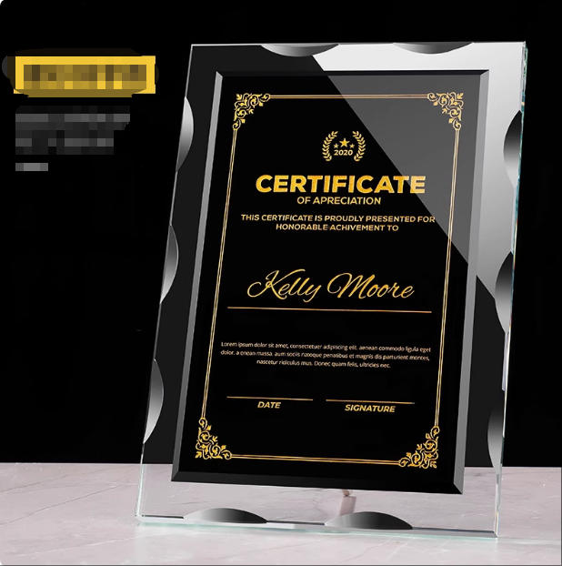 【文字刻印無料】クリスタルトロフィー スポーツ大会 コンテスト コンクール 記念品 表彰シーン コンパクトトロフィー 煌びやかな 豪華な チャンピオントロフィー 高級感 バリエーション豊富 木製台座 高級感抜群 美しい 華やか 大人気 スタンダードトロフィー