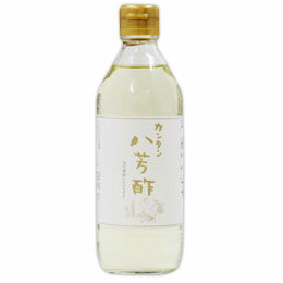 これ1本、かけるだけでおいしい。これ1本でサラダ、甘酢漬、酢の物、ピクルス、南蛮漬、千枚漬、マリネ、なますなど、いろいろなお酢料理が簡単に作れる調味酢です。すでに味がついているから、旬の素材にかけるだけ、漬けるだけで美味しく味が決まります。ベースのお酢には米酢とりんご酢をブレンド、そこに昆布とかつおの一番だしを合わせました。素材の持ち味を引き立てる、やわらかな酸味とまろやかな味わいです。瀬戸内レモン果汁のさわやかな香り。お酢のおいしさを支えるだしにも徹底し、北海道産利尻昆布と自社で削った鹿児島県枕崎産のかつお枯れ節からとった一番だしを使用しています。化学調味料、果糖液糖類、エキス類不使用。商品詳細商品番号ms10966原材料醸造酢（米酢、りんご酢）、砂糖、食塩、昆布かつおだし、レモン果汁内容量360ml賞味期限製造日より1年販売元ムソー株式会社広告文責有限会社自然館 0957-22-8770【関連ワード】瓶,ビン,びん,調味料,簡単八芳酢,八方酢,お酢,発酵調味料,簡単酢,カンタン酢,かんたん酢,ムソー株式会社