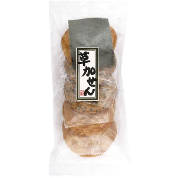 国産のうるち米の生地を丹念に焼き上げ、本醸造醤油で味付けした本格派草加せんべいです。しょうゆ・ごまが各2枚、のりが1枚入っています。※本品製造工場では、ごまを含む製品を製造しています。＜リニューアル情報：2026年9月＞6枚入から5枚入へ内容量変更リニューアル、パッケージ変更しました。商品詳細商品番号ms32604原材料うるち米（国産）、胡麻、のり、本醸造醤油（大豆、小麦を含む）、麦芽糖、澱粉内容量5枚賞味期限製造日より4ヶ月保存方法高温多湿・直射日光を避けてくださいアレルゲン小麦、大豆販売元ムソー株式会社広告文責有限会社自然館0957-22-8770【関連ワード】草加せんべい,草加煎餅,せんべい,煎餅,おせんべい,醤油せんべい,醤油煎餅,しょうゆせんべい,ゴマせんべい,ごま煎餅,胡麻せんべい,胡麻煎餅,海苔せんべい,海苔煎餅,のりせんべい,米菓,国産米,国産うるち米,うるち米,本醸造醤油,個包装,個包装せんべい,小分け,お菓子,おかし,おやつ,お茶菓子,お茶請け,和菓子,ムソー株式会社ムソーの草加せん商品はこちら＞＞