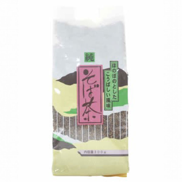 そば茶は、「そばの実」をほうじた香ばしいまろやかな風味の自然食品です。特にそばには他の穀物にはないルチンと言う成分が含まれています。また、そば茶はそば本来の風味を大切に生かし添加物は一切使用しておりません。その上カフェイン等刺激性がなく、ノンカロリーのお茶としてお子様からお年寄りまでご愛飲いただき健康維持にお役立てください。商品詳細商品番号sg2761原材料そばの実内容量300g賞味期限製造日より1年販売元日穀製粉株式会社広告文責有限会社自然館 0957-22-8770【関連ワード】そば茶,蕎麦茶,お茶,健康茶,［そば茶］蕎麦茶,ソバ茶［リーフティー］茶葉,茶葉のみ［ノンカフェイン茶］ノンカフェイン飲料,ノンカフェレス,カフェインなし,カフェインゼロ,カフェインフリー,ノンカフェインティー,カフェインレス［販売］日穀製粉株式会社