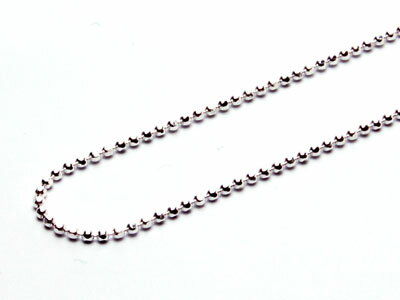 シルバーカットボールチェーン・長さ45cm・幅1.2mm細身のチェーン。ボール面がカットされていてキラキ..