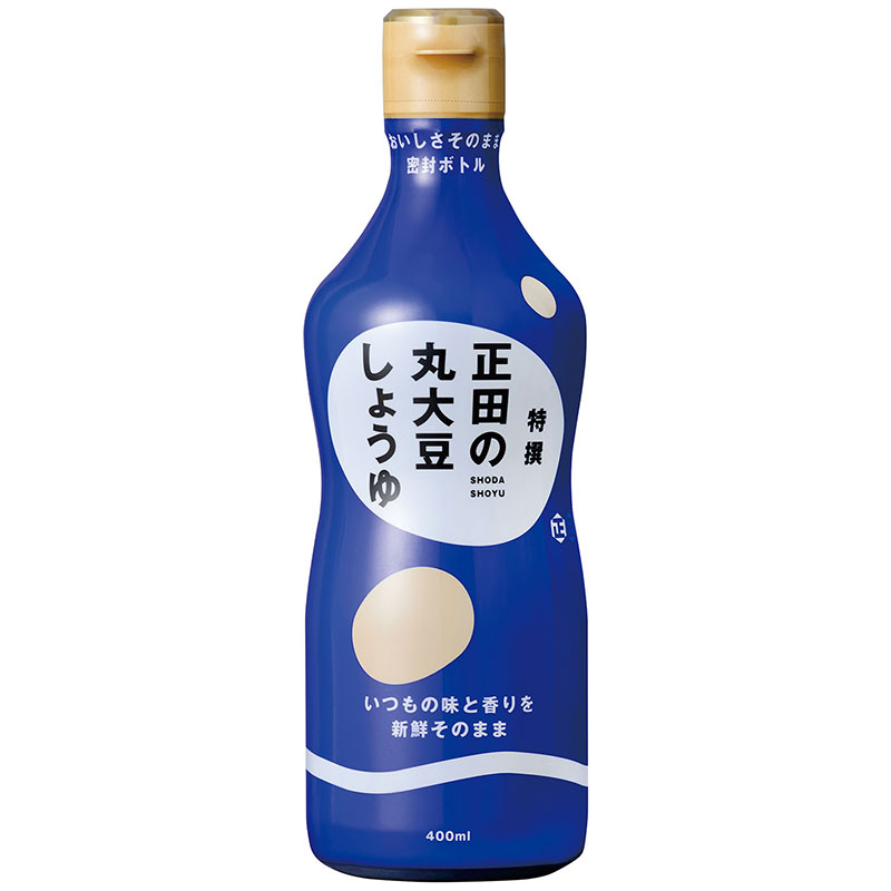 醤油造りの原点に立ち返り、丸大豆をじっくり仕込んだ 本醸造醤油。普通のこいくち醤油に比べ、旨味成分が 10％多くなっています。丸大豆醤油ならではのまろやかな 味わいと深い香りが、お料理の味を一層引き立てます。 メーカー希望小売価格はメーカーカタログに基づいて掲載しています