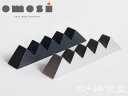 【日本製】鋳鉄製 カトラリーレスト 連山(れんざん)黒銀ペア 【北陸の工芸品】 文鎮、オブジェとしても 高岡の鋳物鉄ブランドOMOSI 高級桐箱入