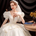 【送料無料】ウェディングドレス 礼服 結婚式 Vネック バルーンスリーブ 蝶結び サテン 高級感 パーティードレス 上品 優雅 お花嫁ドレス 海外挙式 編み上げ...