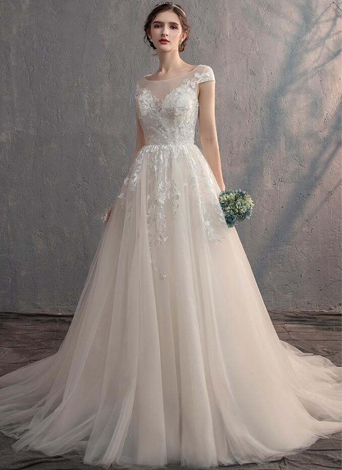 【送料無料】ウェディングドレス トレーン 花刺繍 レース ドレス イブイングドレス 白ドレス 高級感 きれいめ 結婚式 韓国風 お花嫁ドレス 編み上げ 前撮り/後撮り パーティードレス 挙式 海外旅行 写真撮影 ブライダル 披露宴 二次会 演奏会 舞台 ピアノ プリンセスライン