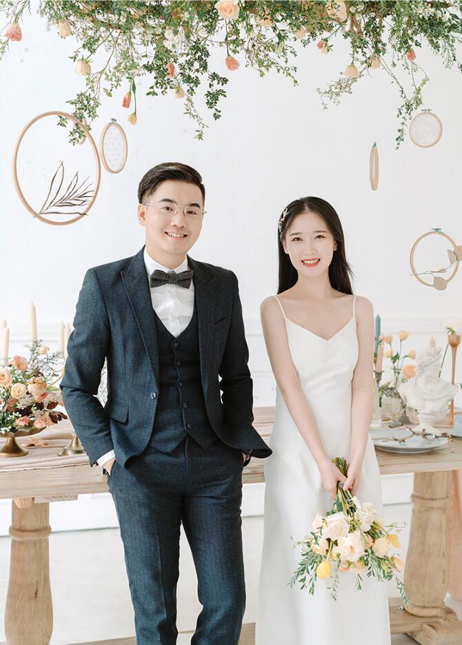 【送料無料】キャミソール ウェディングドレス ワンピース 花嫁ドレス 袖なし 白ドレス ロング ブライダルドレス スレンダーライン 高級感 前撮り/後撮り 礼服 結婚式 ファスナー パーティードレス お洒落 挙式 披露宴 二次会 演奏会 司会 舞台 ピアノ イブイングドレス