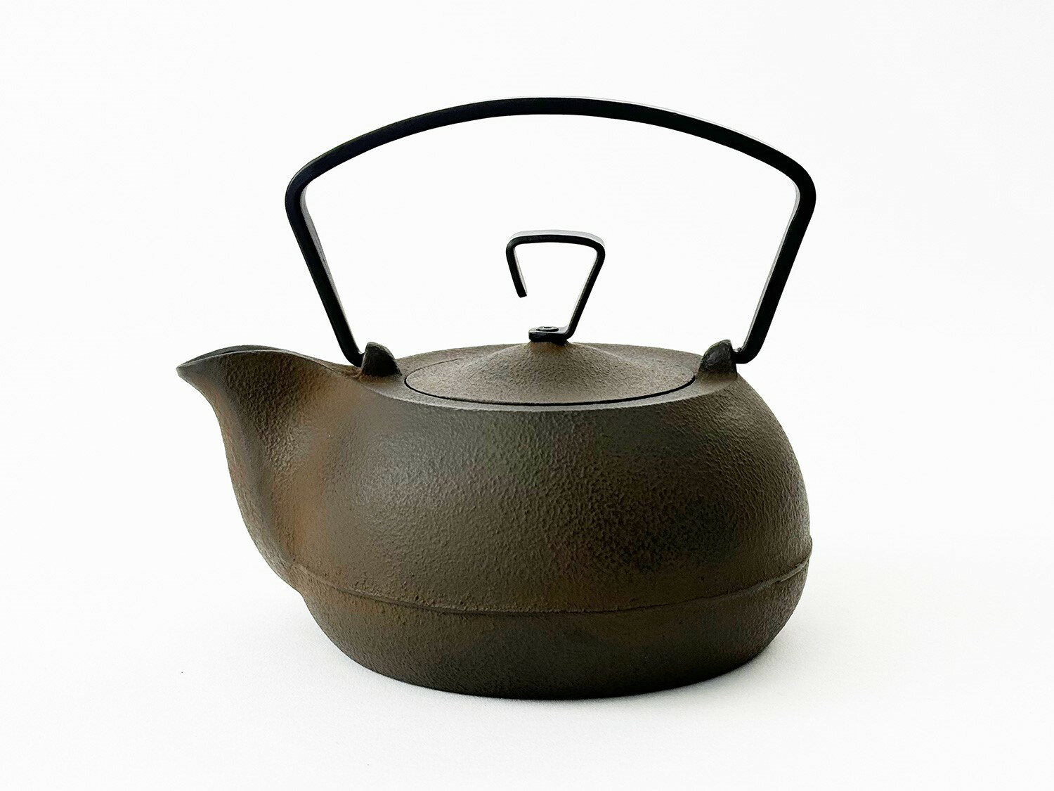 樂天商城 - 南部鉄器 壱鋳堂 鉄瓶 キャストアイロンケトル 1.2L さび茶 直火 金気止め 日本製 南部鉄瓶 大容量 急須 やかん 南部鉄 鉄分 ヤカン おしゃれ 茶瓶 コーヒー 国産 オシャレ 鉄器 お土産 贈り物 プレゼント ギフト 鉄分補給 かっこいい 大きい ケトル 母の日 父の日 白湯