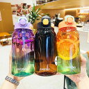 贈り物 登山用 アウトドア スポーツ キャリーハンドル付き ストロー 直飲み 目盛り付き BPAフリー 漏れ防止 携帯便利 耐冷耐熱 ボトル スポーツドリンク ...