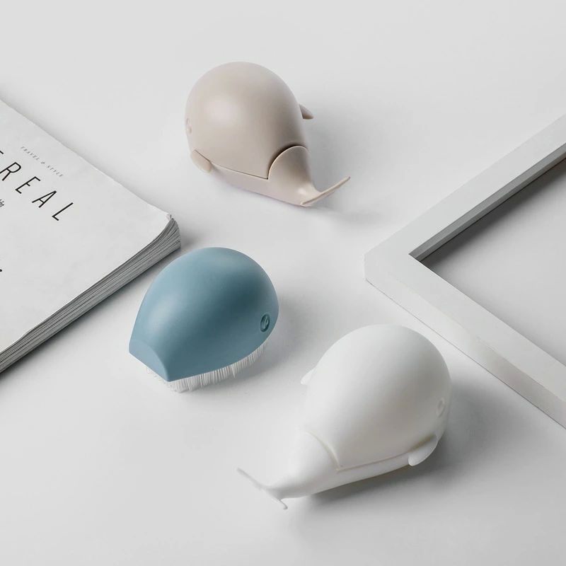 かわいい小さなクジラの洗濯ブラシ、抜け毛のないクリーニングブラシ、傷つけない洗濯ブラシ、柔らかい毛の洗濯ブラシ、シリコン