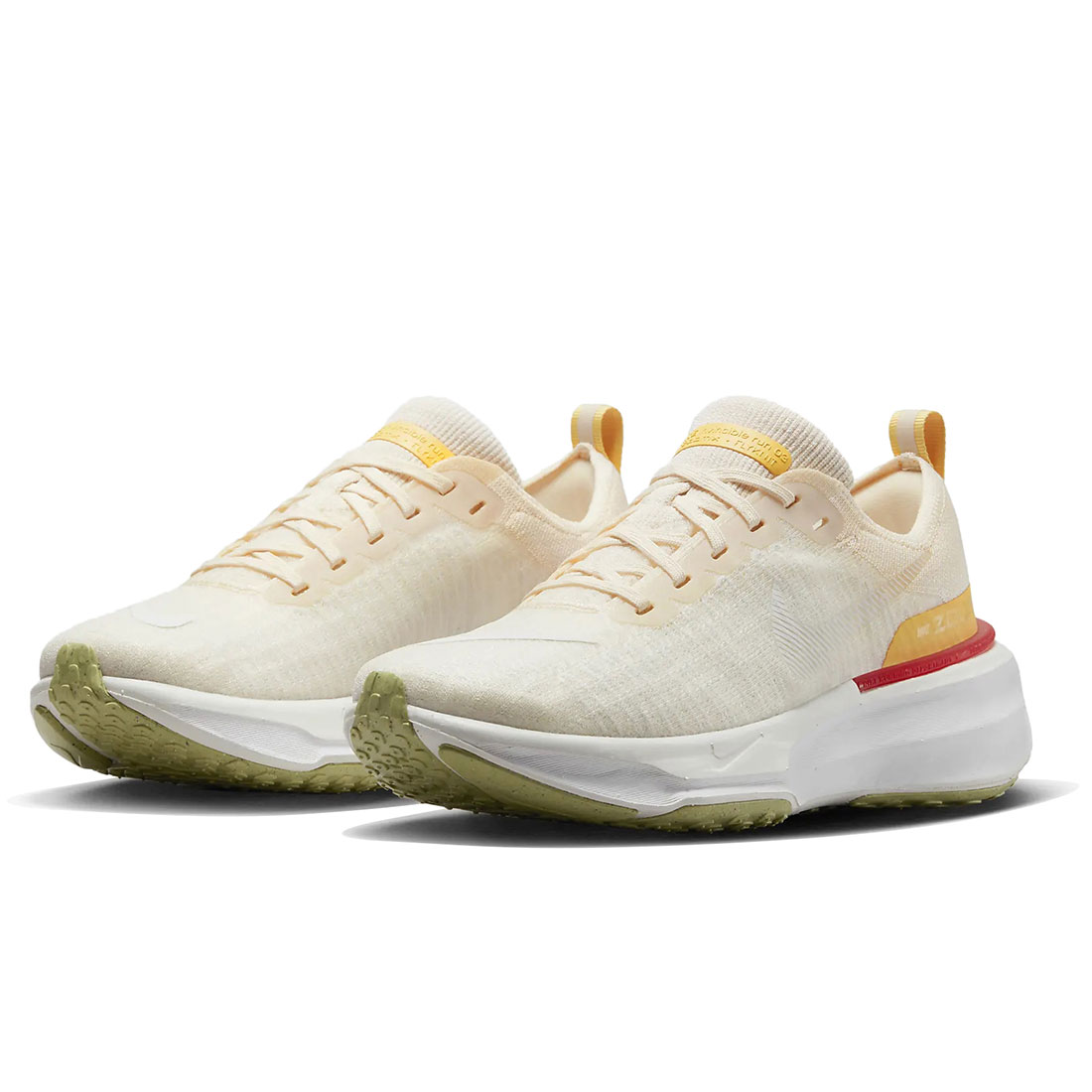 ナイキ インヴィンシブル 3 NIKE W Invincible 3 ライトクリーム/ココナッツミルク/トパーズゴールド/ホワイト DR2660-201 日本国内正規品のサムネイル