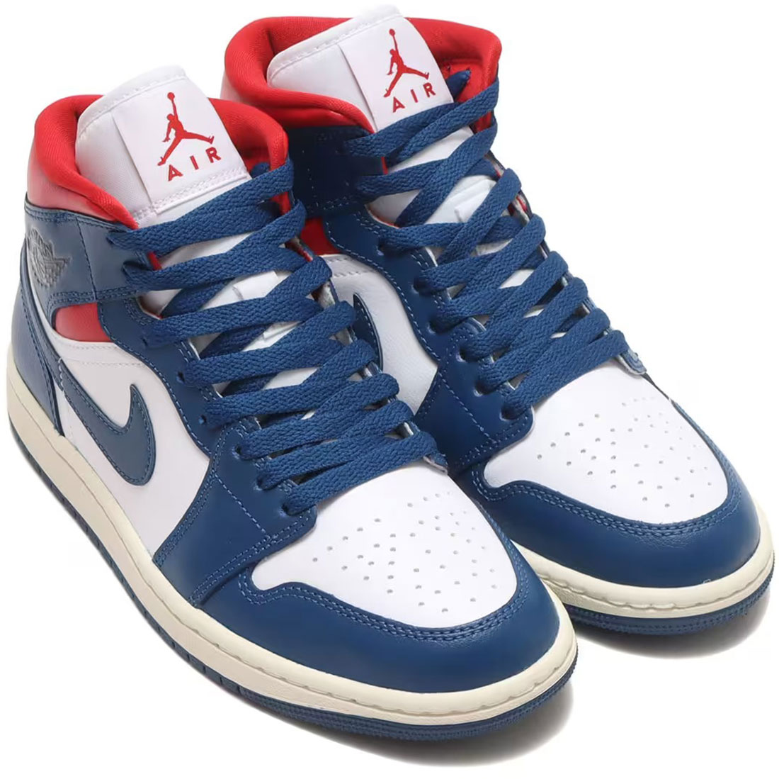 ナイキ エア ジョーダン 1 ミッド NIKE W AIR JORDAN 1 MID ホワイト/ジムレッド/セイル/フレンチブルー BQ6472-146 ナイキジャパン正規品