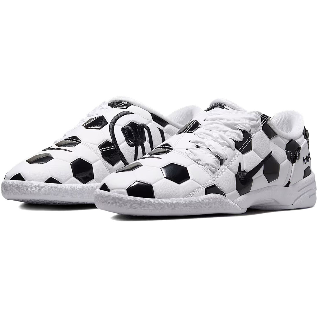 ナイキ トータル 90 NIKE W TOTAL 90 ホワイト/ブラック IO2388-100