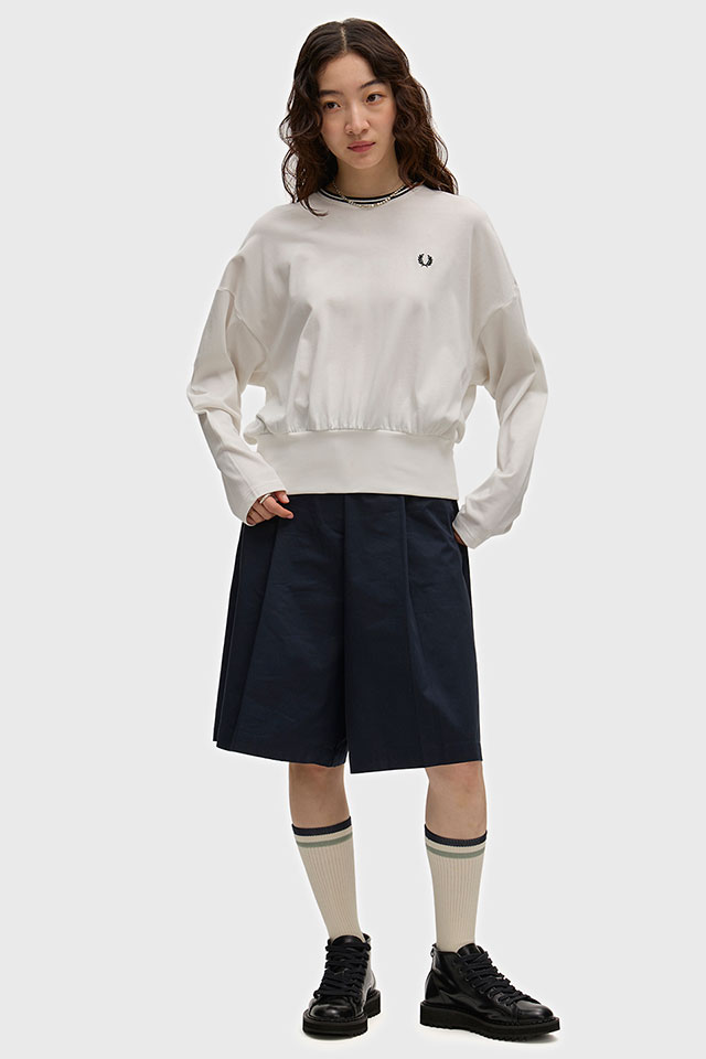 FRED PERRY フレッドペリー レディース ツインティップ 長袖Tシャツ [G3133-129 FW26] TWIN TIPPED L/S T-SHIRT ウィメンズ コットン クルーネック ロンT おしゃれ カジュアル 白 SNOW-WHITE 正規取扱店