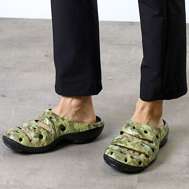 【先着で限定ステッカーパックプレゼント！】キーン ヨギ アーツ KEEN Yogui Arts MNS Camo Green クロックサンダル 靴 メンズ （1002034）【s】【e】