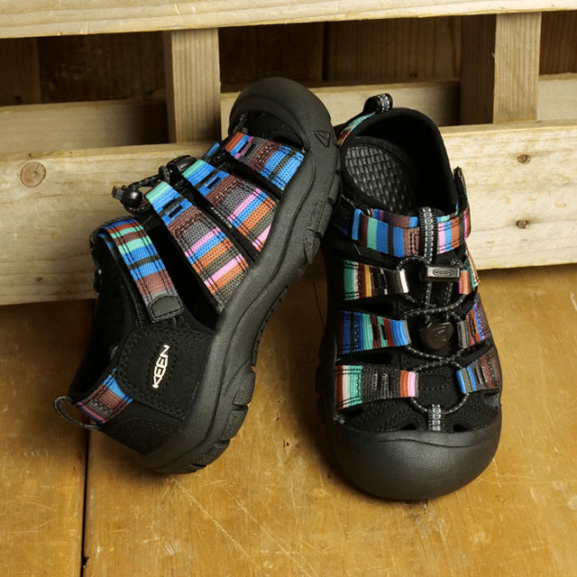 キーン KEEN サンダル �