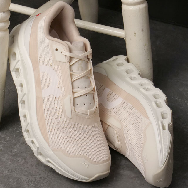 オン スニーカー クラウドモンスター ヴォイド [3WF10493043 SS25] On Cloudmonster Void レディース 靴 ランニングシューズ Dew/Ivory 正規取扱店