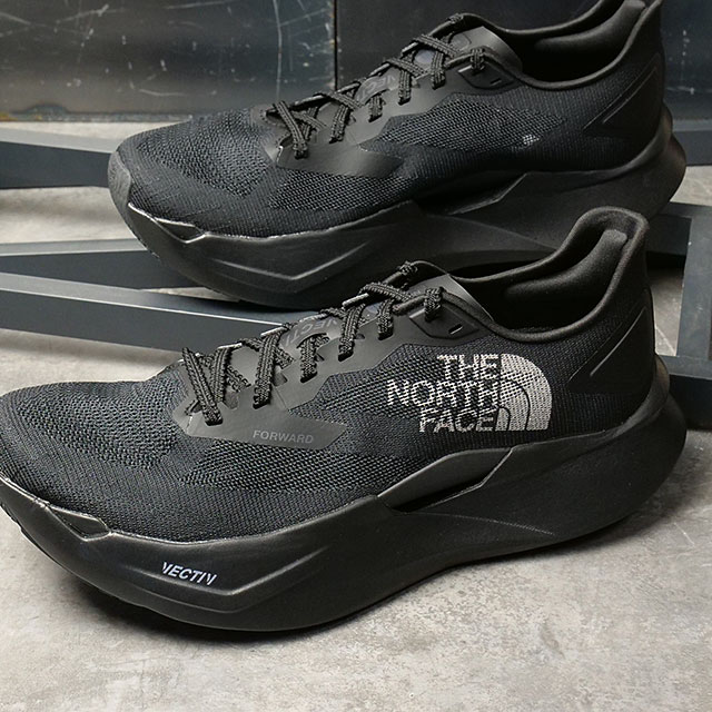 樂天商城 - 【最大100%ポイントバック】THE NORTH FACE ザ・ノース・フェイス スニーカー メンズ ベクティブフォワード [NF52601-KK SS26] VECTIV Forward 厚底 ランニングシューズ 高反発ソール 黒 TNFブラック/TNFブラック 正規取扱店