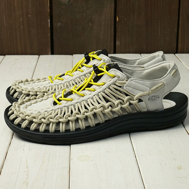 キーン KEEN サンダル �