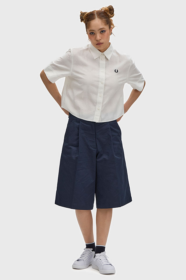 FRED PERRY フレッドペリー レディース オープンウィーブ チェッカーボードシャツ  OPEN WEAVE CHEQUERBOARD SHIRT トップス 半袖 ショート丈 ホワイト SNOW-WHITE 正規取扱店