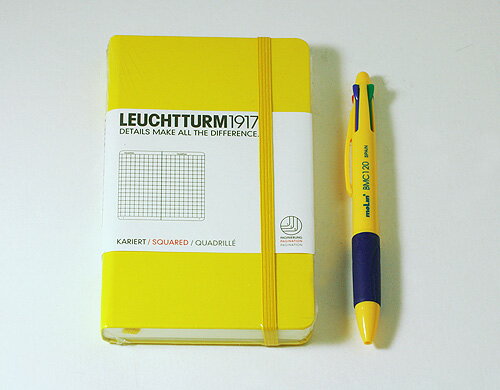 Leuchtturm1917（ロイヒトトゥルム）限定カラー イエロー ミディアムサイズ molin（モリン）4色ボールペンセット