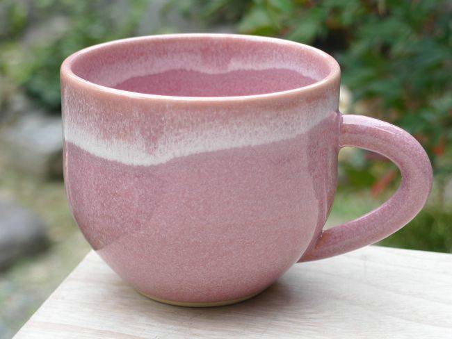 京焼 清水焼 ピンクのマグカップ（丸）のサムネイル