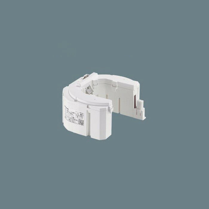 【仕様】●メーカー：パナソニック/Panasonic●型番：FK796C●JANコード：4547441522440●ニッケル水素蓄電池●3.6V 3000m Ah【ご注意】※誘導灯・非常用照明器具用蓄電池の寿命は4〜6年です。※蓄電池の特性上、使用周囲温度により影響を受けますので、常温でご使用ください。