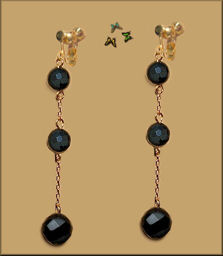 Beads - ピンクゴールドロングイヤリング/天然石　ブラックオニキス/グラデーションイヤリング/ピンクゴールド/チェーンスリーストーン/パワーストーン