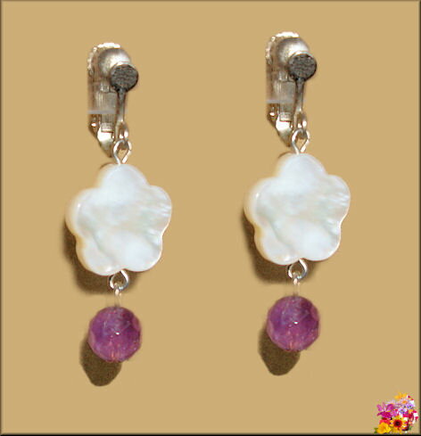 天然石 アメジスト フラワー レインボー 蝶貝 揺れるイヤリング シルバー925 ピアスも有り