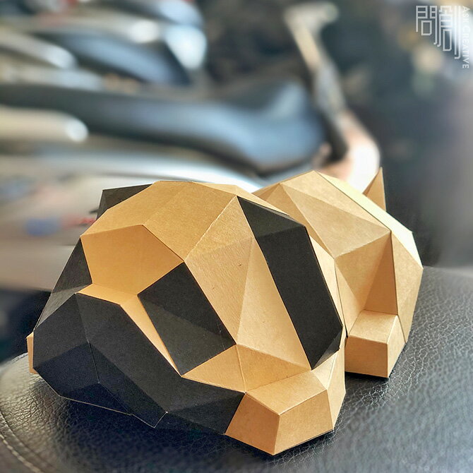 アスククリエイティブ Ask Creative パグ Sサイズ （ライトブラウン） Pug S ペーパークラフト 置き物 置物 フィギュア 3D プレゼント 手作り DIY 犬 ギフト対応 