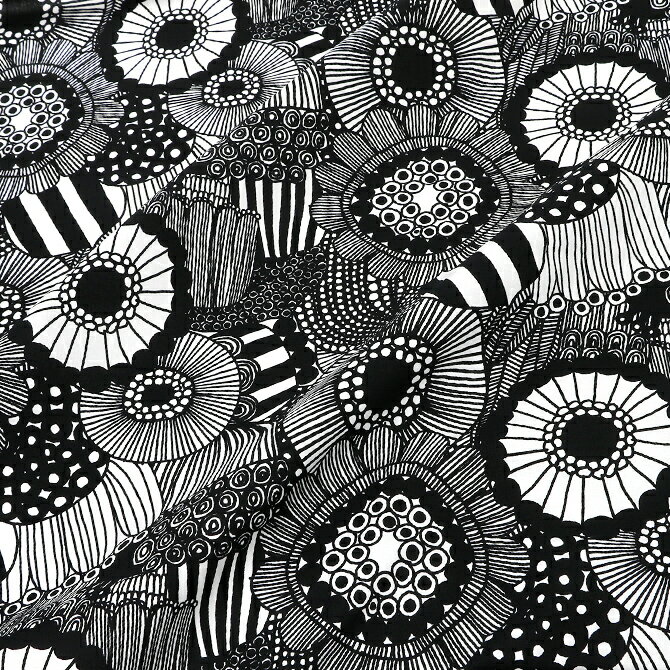 マリメッコ marimekko ファブリック生地 ピエニシイルトラプータルハ （190 ホワイト×ブラック） 10cm単位カット販売 067914 190 Cotton fabric Pieni siirtolapuutarha HW ヘビーウェイトコットン マリメッコ生地 シィールトラプータルハ DIY 布