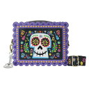 商品情報 商品名ラウンジフライ アメリカ 日本未発売 バッグ コラボ Loungefly Coco Miguel Calavera Floral Skull Crossbody Bagラウンジフライ アメリカ 日本未発売 バッグ コラボ 商品名（英語）Loungefly Coco Miguel Calavera Floral Skull Crossbody Bag 商品名（翻訳）ラウンジフライ ココ・ミゲル・カラベラ フローラル・スカル・クロスボディバッグ 海外サイズMedium ブランドLoungefly 商品説明（自動翻訳）おなじみのビートに合わせてスタイリッシュに動きましょう。Loungeflyのディズニー・ピクサー ココ・ミゲル フローラル・スカル・クロスボディ・バッグは、すべての音を奏でます。正方形のバッグの正面には、カラフルなモチーフのメドレーが黒の背景と調和しています。このモチーフには、スカル、花、音符、ギターが含まれています。中央に配された「死者の日」のスカルは、旅の小物を入れるドロップポケットとして機能します。パープル・アップリケのスカラップ・エッジが独創的な華やかさを添えている。このモチーフはストラップを伝ってバッグの背面まで続き、中央にはミゲルが描かれています。ギターのヴィーガンレザー・チャームがアクセント。どこへ行くにも、あなたの大好きな思い出を持ち運ぶことができます。Loungefly ディズニー・ピクサー ココ ミゲル フローラル スカル クロスボディバッグはヴィーガンレザー（ポリウレタン）製です。調節可能なショルダーストラップとヴィーガンレザーのチャーム付き。アップリケ、刺繍、ゴールドメタリックフォイル、プリントディテールが施されています。内側のライニングにもご注目ください。このバッグはディズニー・ピクサーの公式ライセンス商品です。バッグのサイズ8.5 "W x 6.5 "H x 4 "D 関連キーワードラウンジフライ,アメリカ,日本未発売,バッグ,コラボ,レディース,ウィメンズこのようなギフトシーンにオススメです。プレゼント お誕生日 クリスマスプレゼント バレンタインデー ホワイトデー 贈り物