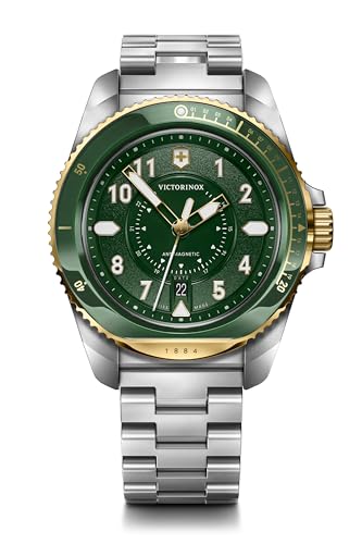 ビクトリノックス 腕時計（メンズ） 腕時計 ビクトリノックス スイス メンズ Victorinox Journey 1884 43mm Mens Watch - Silver/Gold Two-Tone Stainless Steel Case, Green Dial, and Stainless Steel Bracelet腕時計 ビクトリノックス スイス メンズ