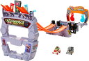 ホットウィール マテル ミニカー ホットウイール Hot Wheels Star Wars RacerVerse Toy Car Track Set & 2 D...